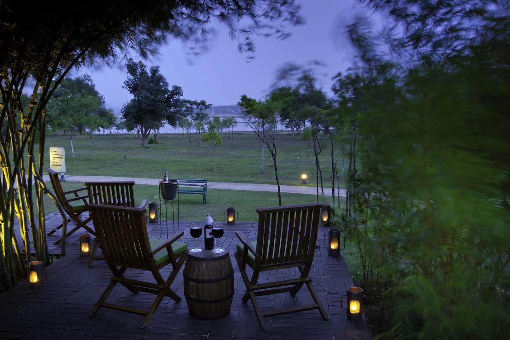 The Serai Kabini Begūr Buitenkant foto
